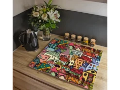 Banjado Herdabdeckplatte Glas 1 Teilig 60x52CM Schneidebrett Herdabdeckung Mit Motiv Funky Town