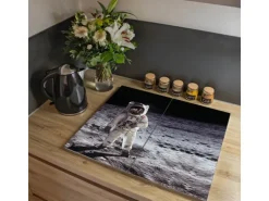 Banjado Herdabdeckplatte Glas 2 Teilig Je 30x52CM Schneidebrett Herdabdeckung Mit Motiv Astronaut