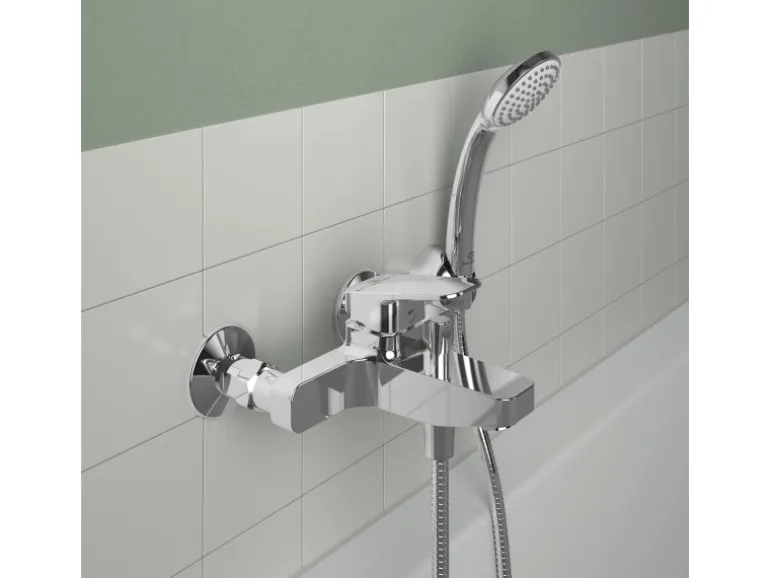 Ideal Standard Badearmatur Ceraplan Chrom Aufputz Schweizer Ausführung