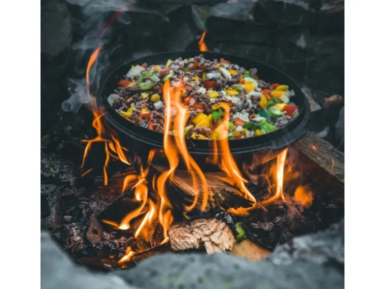 Petromax Dutch Oven FT6 Schwarz mit Standfüßen 5,5 l