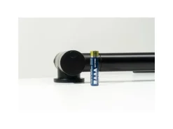 VIZIO Wasserhahn Vorfenster Küchenarmatur Umklappbar 45 CM mit 360° Schwenkbarem Auslauf Abnehmbare 2 Strahl Handbrause Schwarz Matt Orange